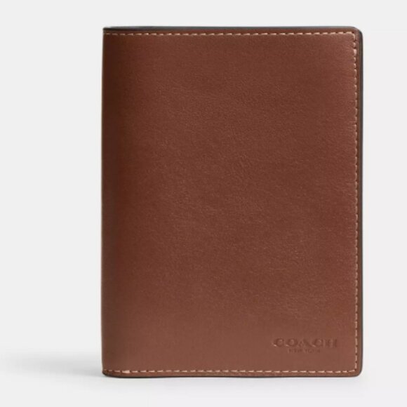 Coach Passport Case/With Credit Card Slots - Picture 1 of 2